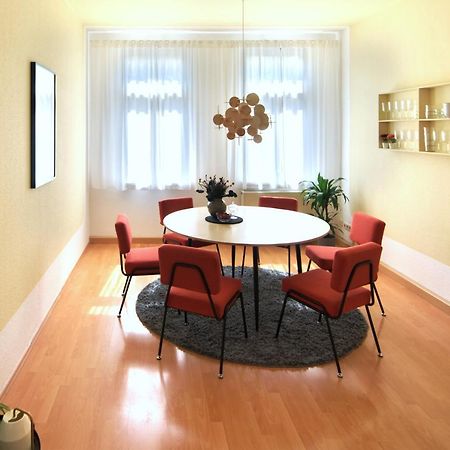 Vonbehling Boutique Apartment Mit 65Zoll Tv Und Designerstuecken Halle  Exterior foto